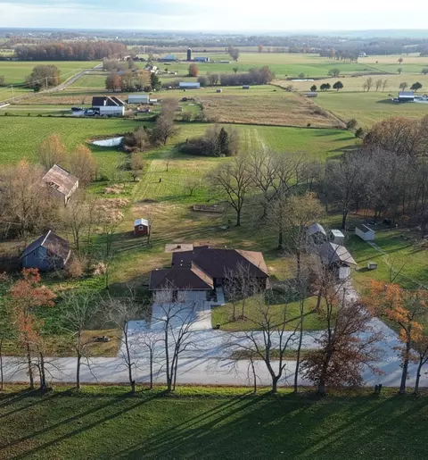 View/Area - 422 Spring Creek Rd, Clever, MO 65631 photo 6 of 7