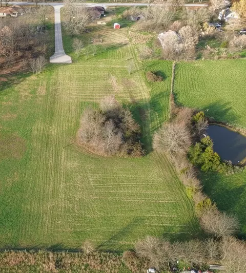 View/Area - 422 Spring Creek Rd, Clever, MO 65631 photo 4 of 7