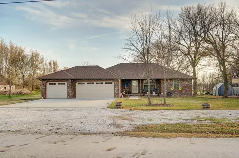 Exterior - 422 Spring Creek Rd, Clever, MO 65631 photo 14 of 17