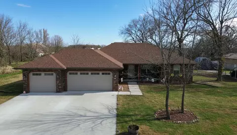 422 Spring Creek Rd, Clever, MO 65631