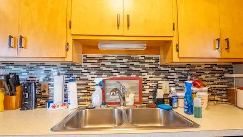 Kitchen - 920 Oak St, Thayer, MO 65791 photo 4 of 4