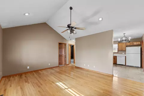 275 Diana Dr, Ozark, MO 65721 photo 11