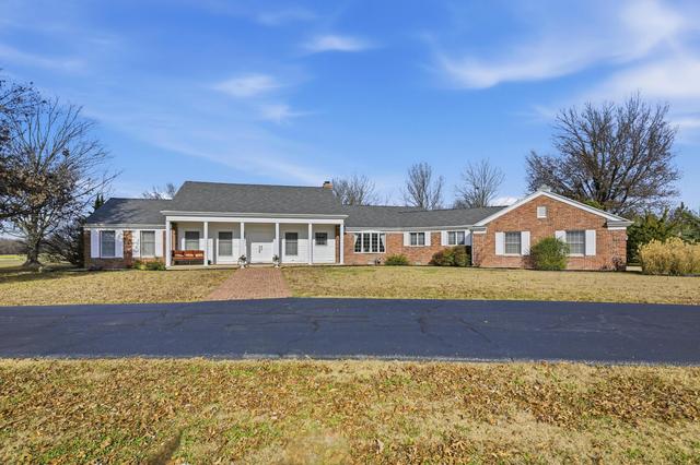 202 Gardner Dr, Lamar, MO 64759