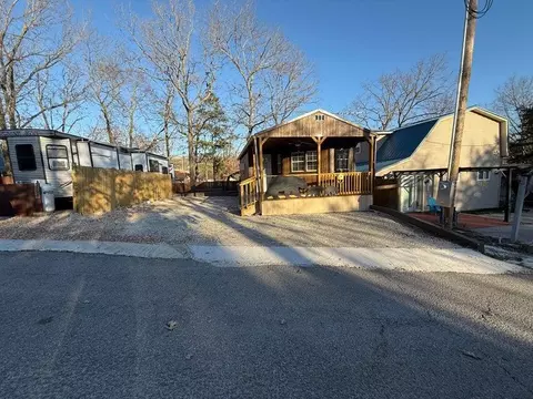 142 Bee Hive Trl, Hollister, MO 65672