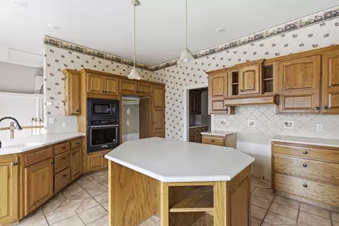 Kitchen - 3307 N 10th St, Ozark, MO 65721 photo 4 of 5