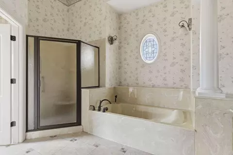 Bath - 3307 N 10th St, Ozark, MO 65721 photo 3 of 6