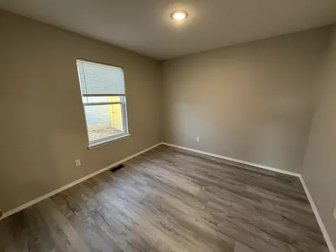 3426 N Nixon Ave, Springfield, MO 65803 photo 17