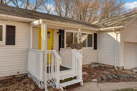 1947 S Fort Ave, Springfield, MO 65807 photo 2