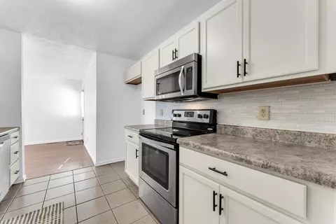 2749 N Washington Ave, Springfield, MO 65803 photo 15