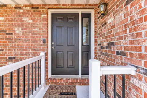 2749 N Washington Ave, Springfield, MO 65803 photo 4