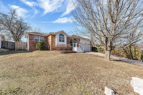 2749 N Washington Ave, Springfield, MO 65803 photo 3