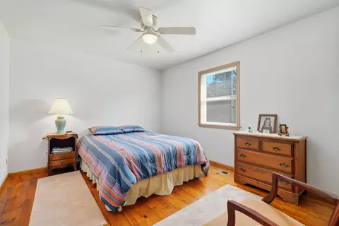 Bedroom - 19 Nellie Ln, Lampe, MO 65681 photo 3 of 6