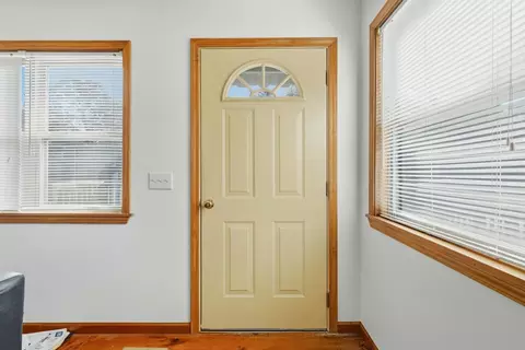 Entry Way - 19 Nellie Ln, Lampe, MO 65681 photo 1 of 2