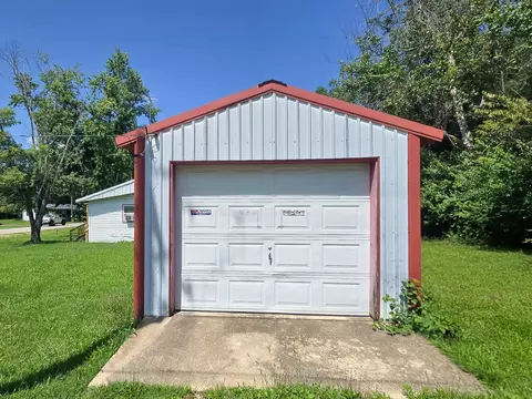 Other - 1104 Highland St, Cabool, MO 65689 photo 2 of 3