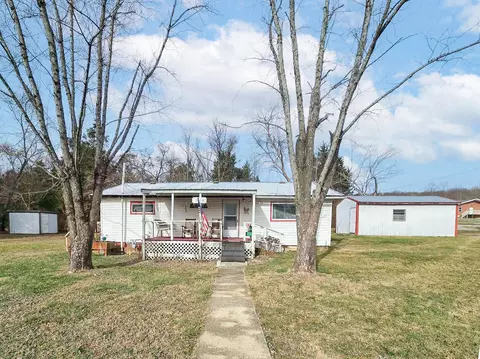 Exterior - 1104 Highland St, Cabool, MO 65689 photo 4 of 4