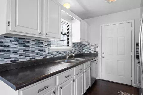 Kitchen - 104 Primrose Ln, Branson, MO 65616 photo 1 of 3