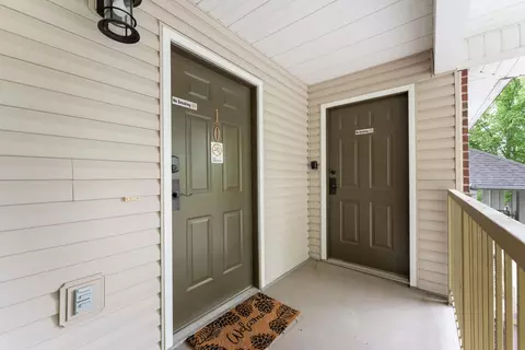 Exterior - 200 Golf View Dr #10, Branson, MO 65616 photo 1 of 2