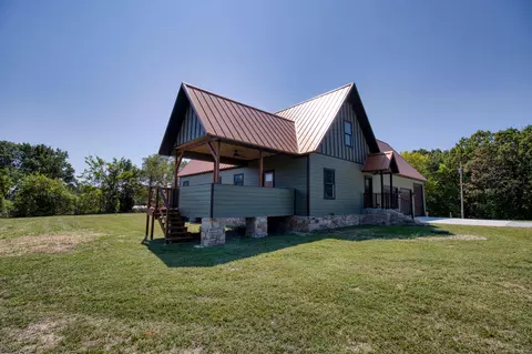 Exterior - 44 Spring Flood Rd, Goodman, MO 64843 photo 10 of 29