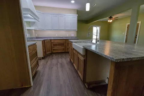 Kitchen - 44 Spring Flood Rd, Goodman, MO 64843 photo 12 of 12