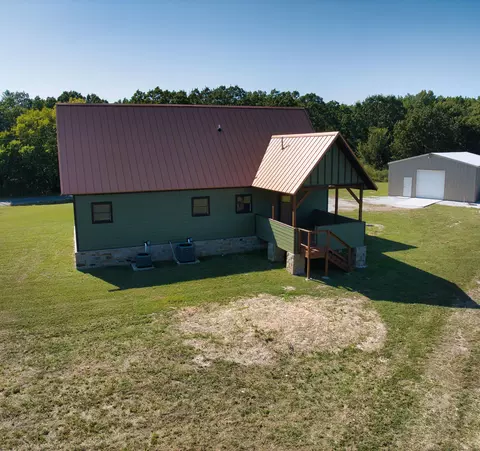 Exterior - 44 Spring Flood Rd, Goodman, MO 64843 photo 6 of 29