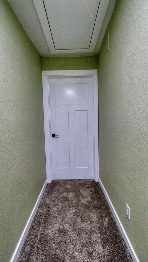Entry Way - 44 Spring Flood Rd, Goodman, MO 64843 photo 10 of 10