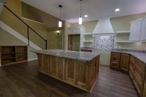 Kitchen - 44 Spring Flood Rd, Goodman, MO 64843 photo 2 of 12