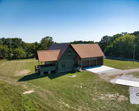 Exterior - 44 Spring Flood Rd, Goodman, MO 64843 photo 5 of 29