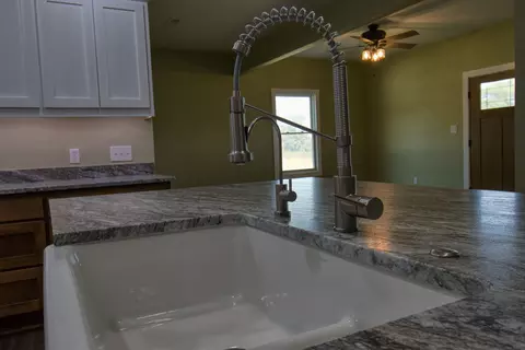 Kitchen - 44 Spring Flood Rd, Goodman, MO 64843 photo 11 of 12