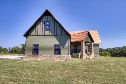 Exterior - 44 Spring Flood Rd, Goodman, MO 64843 photo 12 of 29
