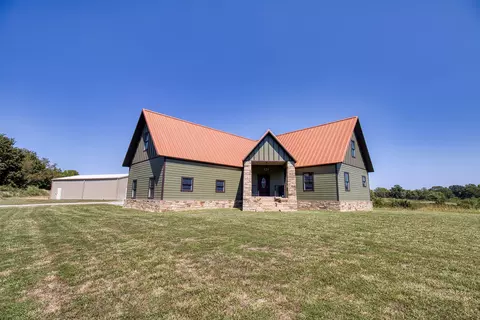 Exterior - 44 Spring Flood Rd, Goodman, MO 64843 photo 23 of 29