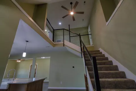 Entry Way - 44 Spring Flood Rd, Goodman, MO 64843 photo 3 of 10