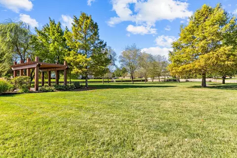 720 E Penzance Cir, Nixa, MO 65714 photo 27
