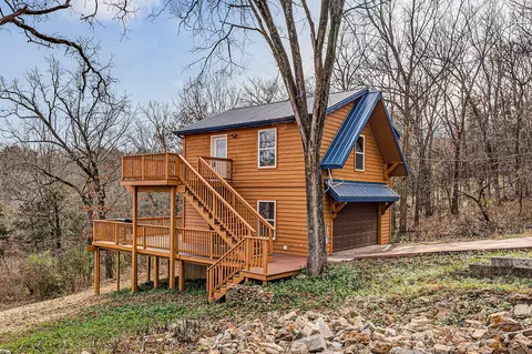 173 Princeton Ave, Hollister, MO 65672