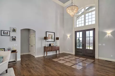 Entry Way - 4552 E Spruce Dr, Springfield, MO 65809 photo 1 of 5