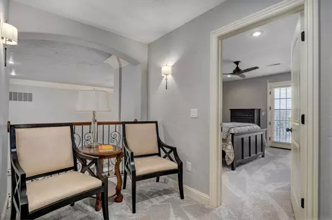 Entry Way - 4552 E Spruce Dr, Springfield, MO 65809 photo 5 of 5