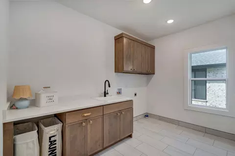 3945 E Woodhue St, Springfield, MO 65802 photo 20