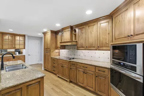 4909 S Old Oak Way, Springfield, MO 65810 photo 15