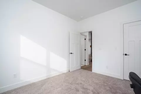 Bedroom - 145 E Clayton Ln, Republic, MO 65738 photo 5 of 5