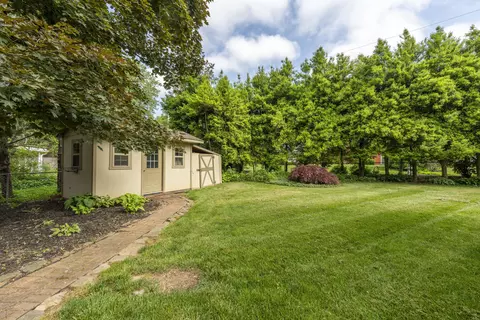 2347 E Berkeley St, Springfield, MO 65804 photo 4