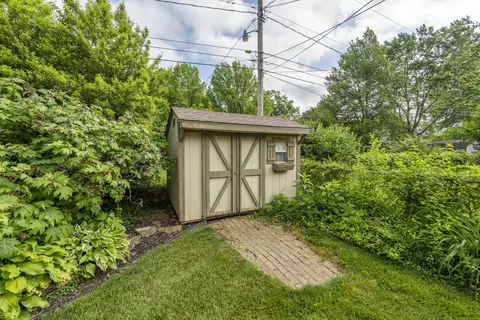 2347 E Berkeley St, Springfield, MO 65804 photo 7