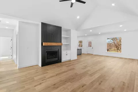 Living - 212 E Chloe Ln, Republic, MO 65738 photo 2 of 5