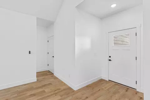 Entry Way - 212 E Chloe Ln, Republic, MO 65738 photo 2 of 3