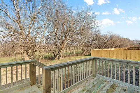 Exterior - 212 E Chloe Ln, Republic, MO 65738 photo 4 of 8