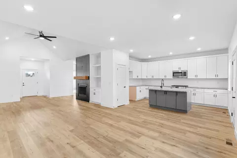 Living - 212 E Chloe Ln, Republic, MO 65738 photo 4 of 5