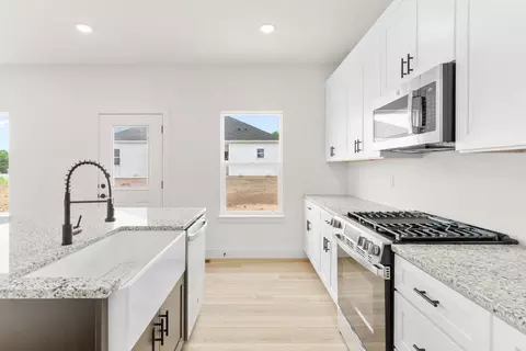 Kitchen - 212 E Chloe Ln, Republic, MO 65738 photo 3 of 4
