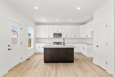 Other - 212 E Chloe Ln, Republic, MO 65738 photo 2 of 4