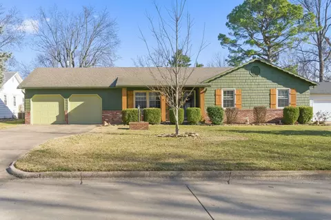 2510 S Rogers Ave, Springfield, MO 65804