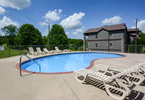 Exterior - 9 Bermuda Dr #2, Branson West, MO 65737 photo 2 of 2