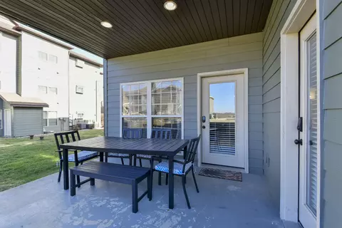 Exterior - 9 Bermuda Dr #2, Branson West, MO 65737 photo 1 of 2