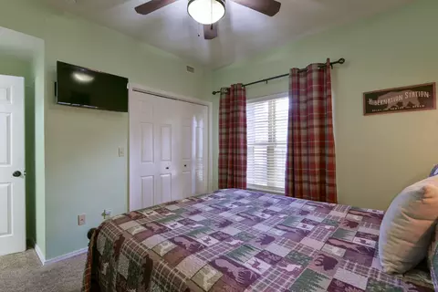 Bedroom - 9 Bermuda Dr #2, Branson West, MO 65737 photo 5 of 5